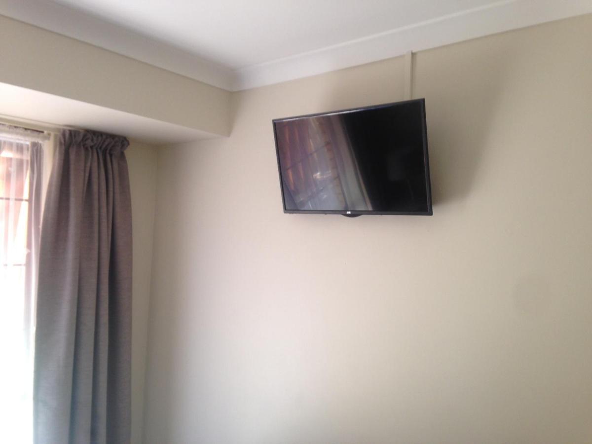 Murdoch Station Bed & Breakfast Perth Room photo